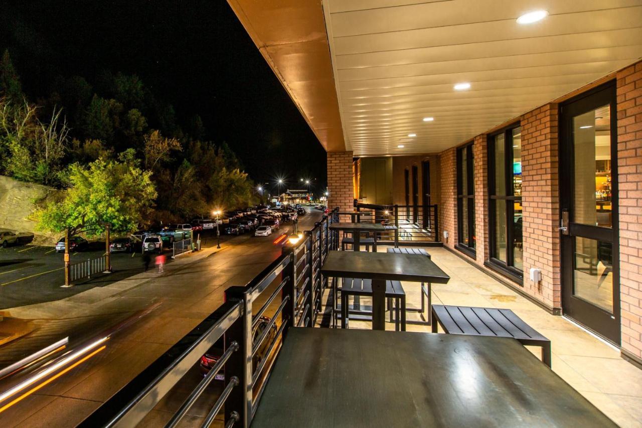Four Points By Sheraton Deadwood Exterior photo