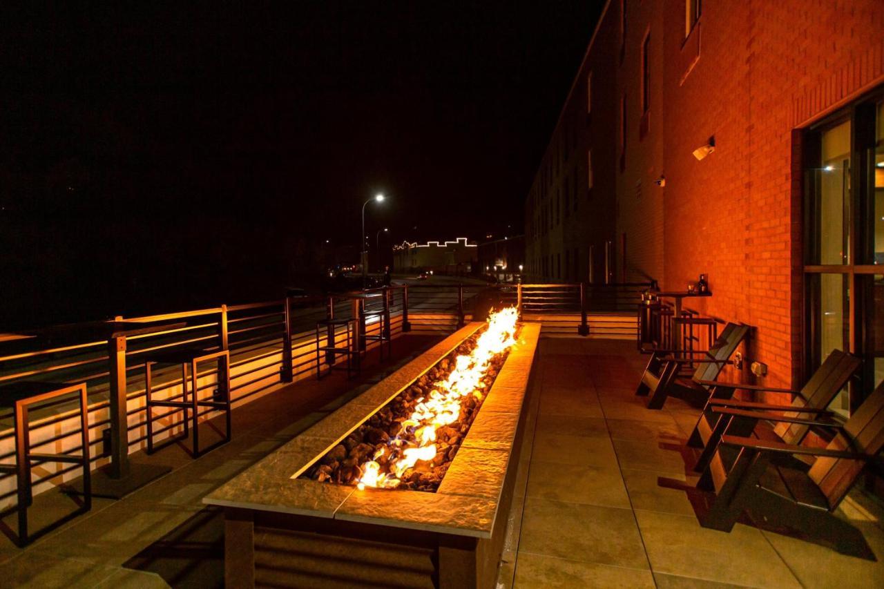 Four Points By Sheraton Deadwood Exterior photo